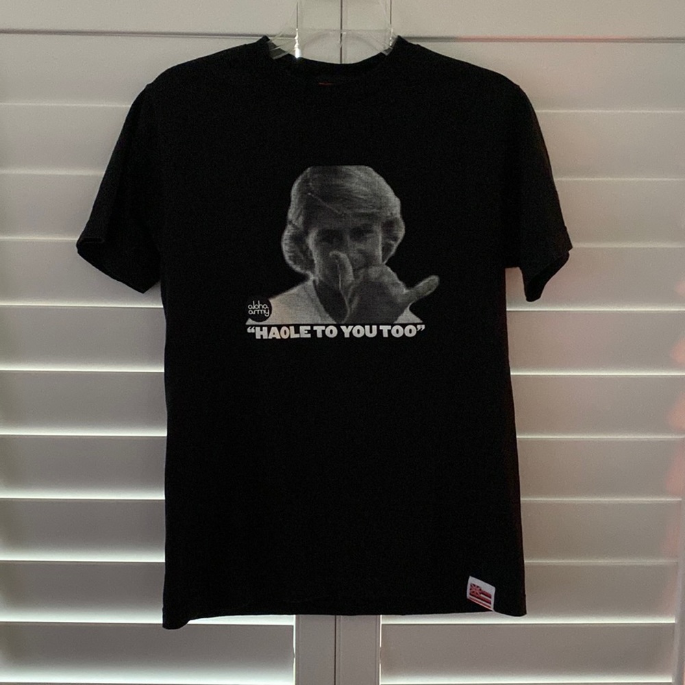 Aloha Army tee